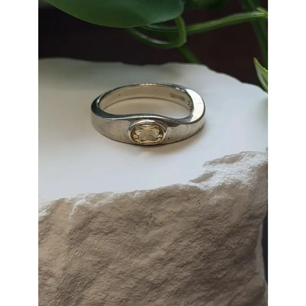 925 Sterling Silver Oval Yellow Citrine Band Ring Size 8